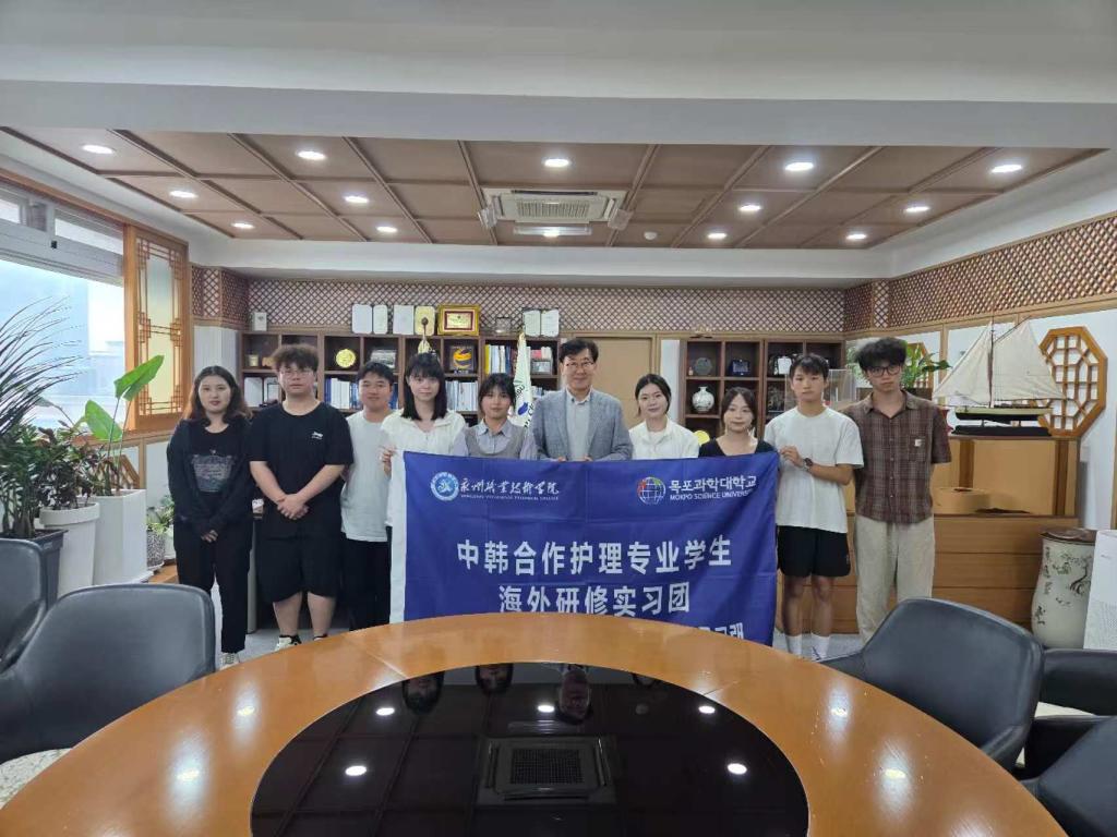 顺利学成归来